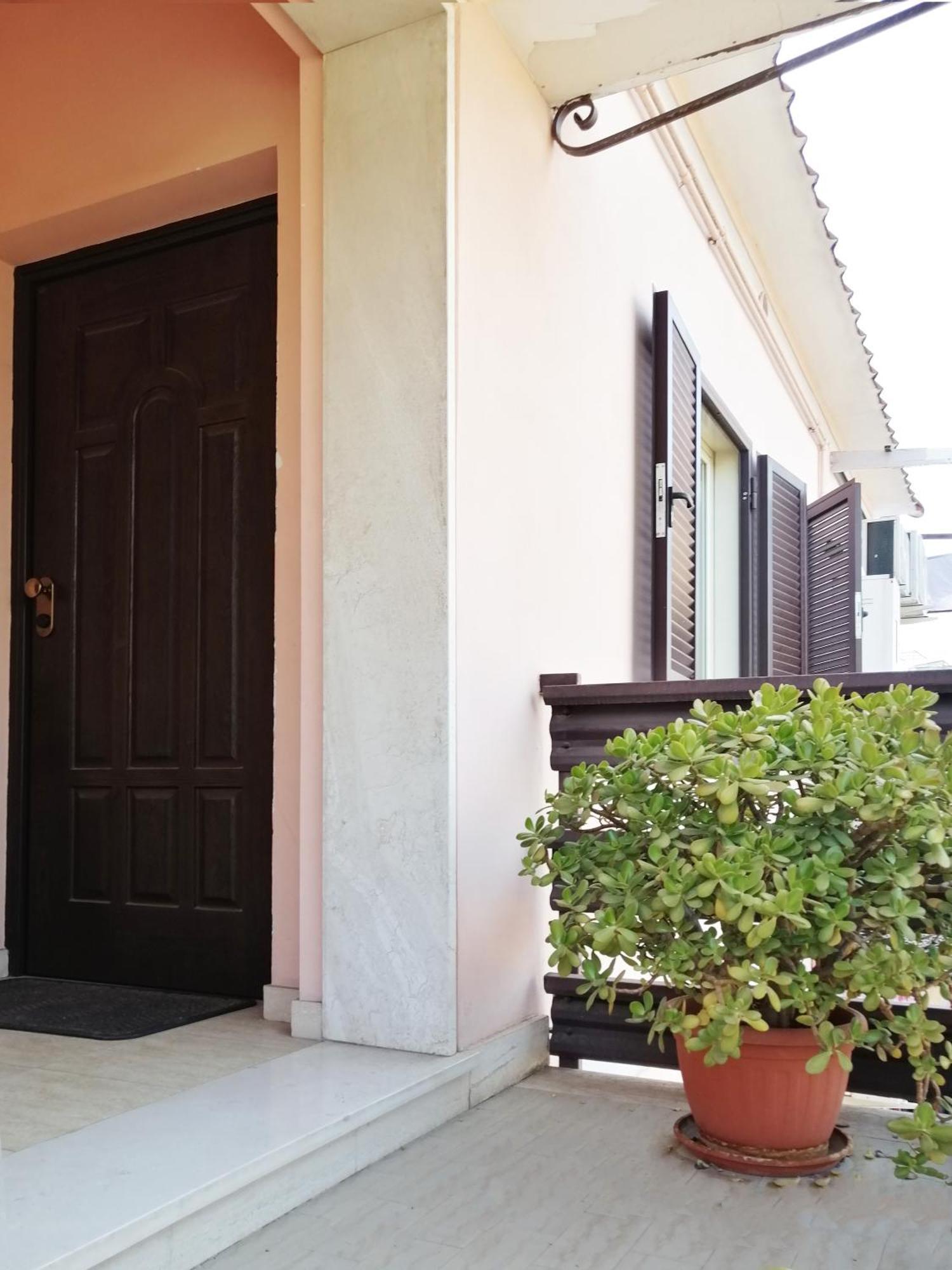 Confortable House With Wonderful Terrace A C E Wi Fi Rom Exterior foto